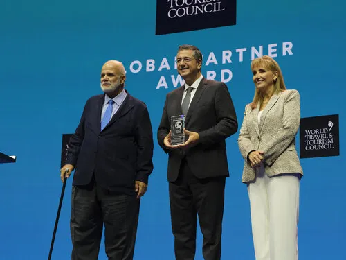 WTTC Presents Global Partner Award to Apostolos Tzitzikostas, Europe's First Commissioner for Tourism