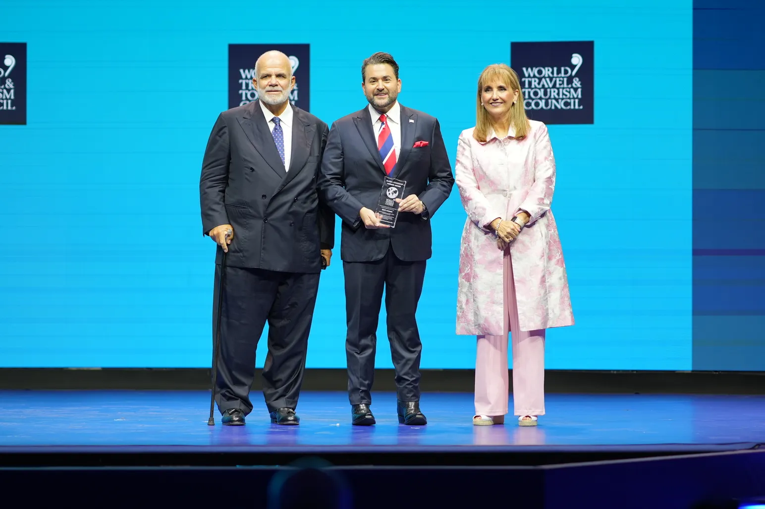 WTTC Honours US Ambassador Nick Adams With Global Tourism Leadership Award